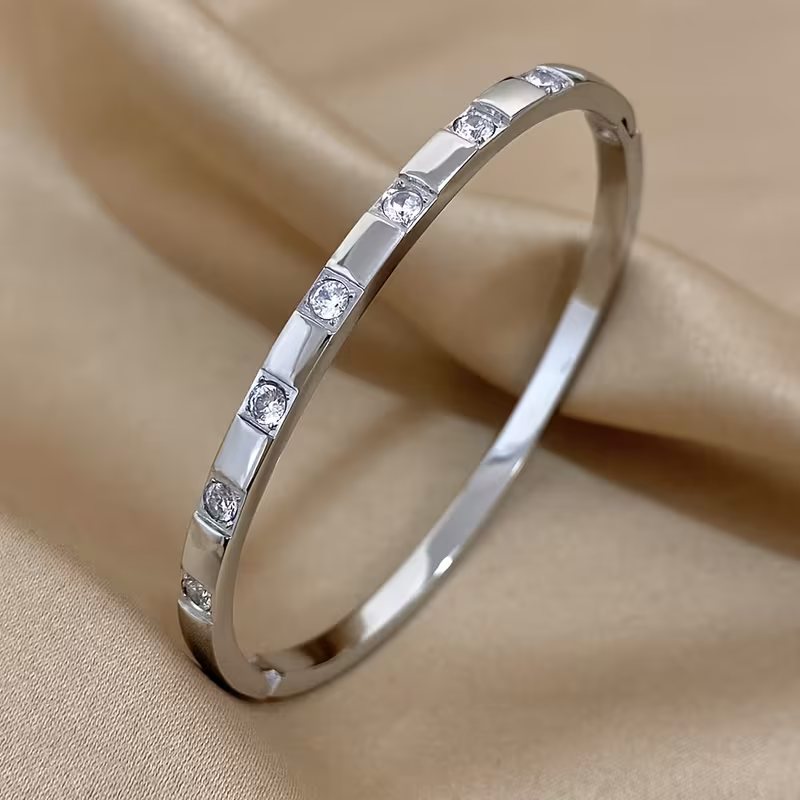 The Valerie Bangle