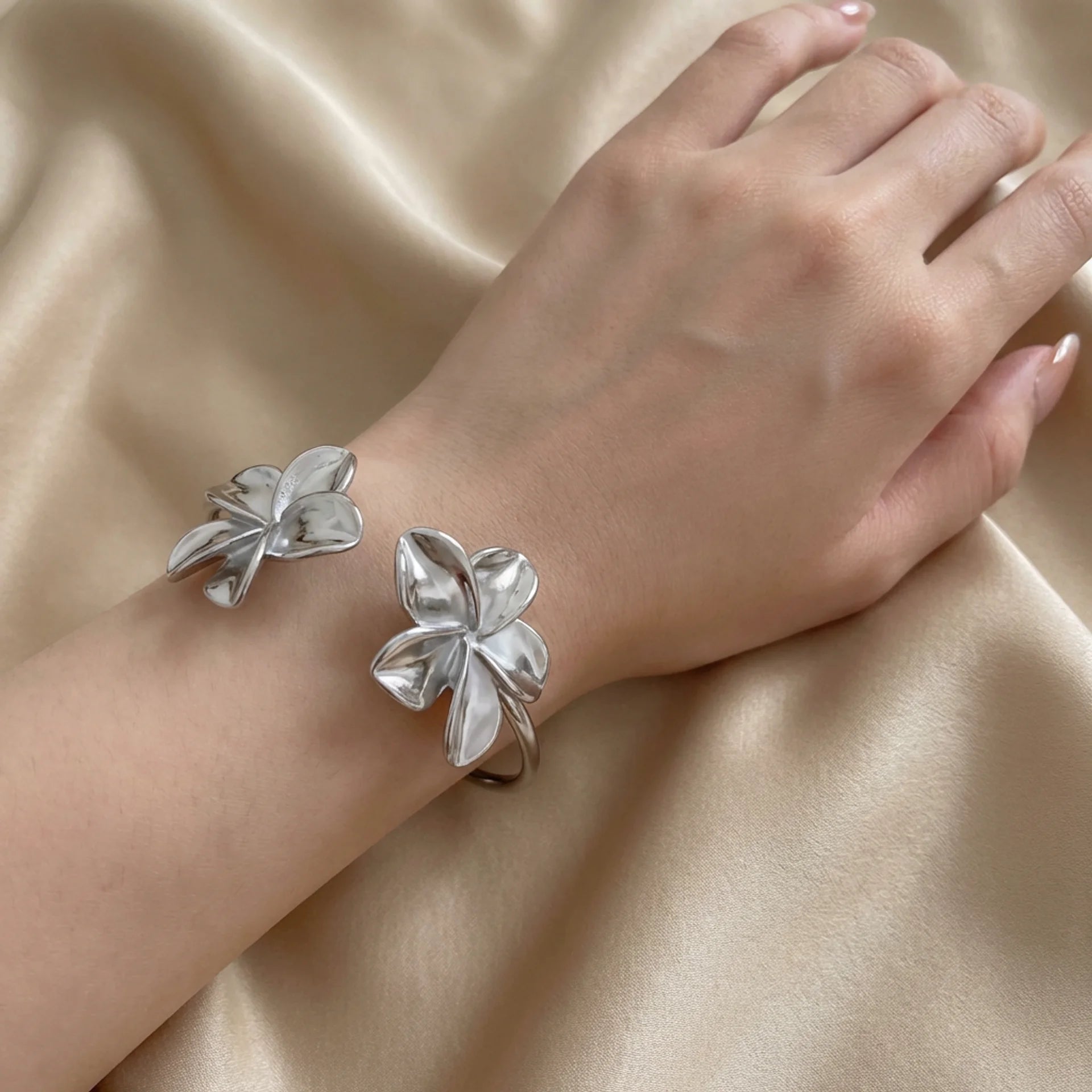 The Flora Cuff